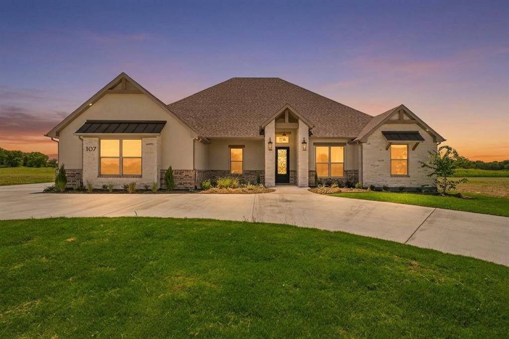 107 Eagle Court Property Photo 1