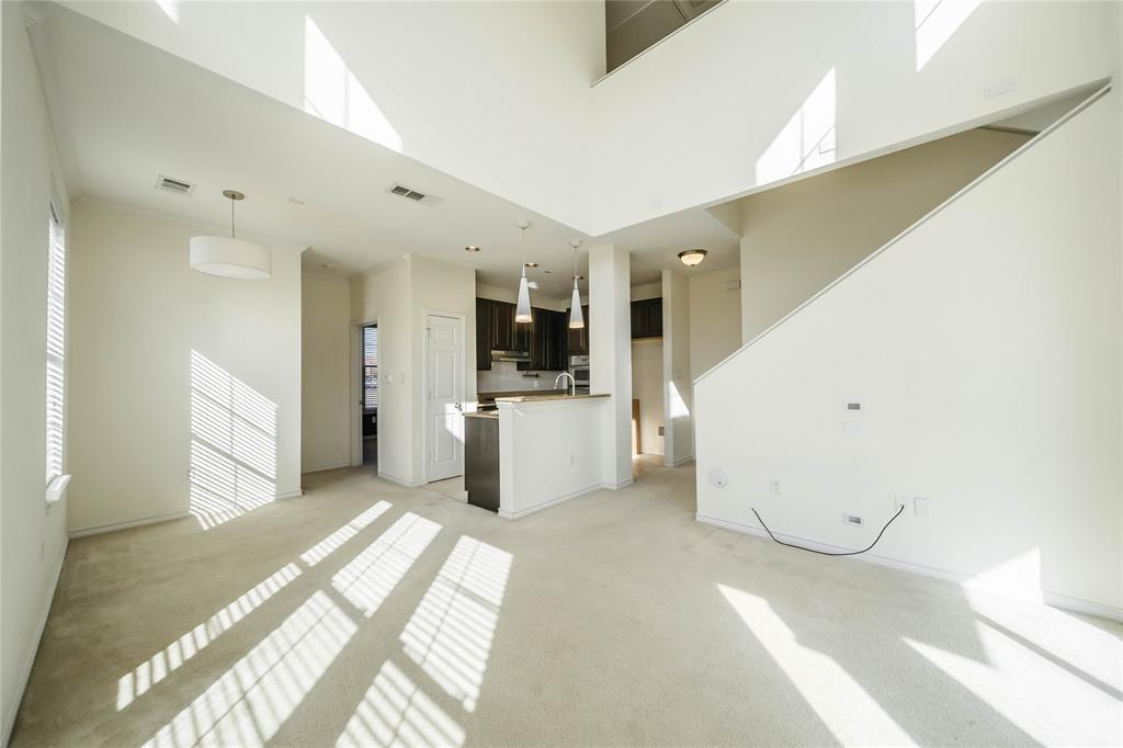 2002 Azure Pointe Property Photo 8