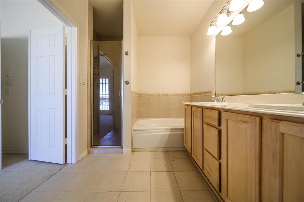 2002 Azure Pointe Property Photo 23