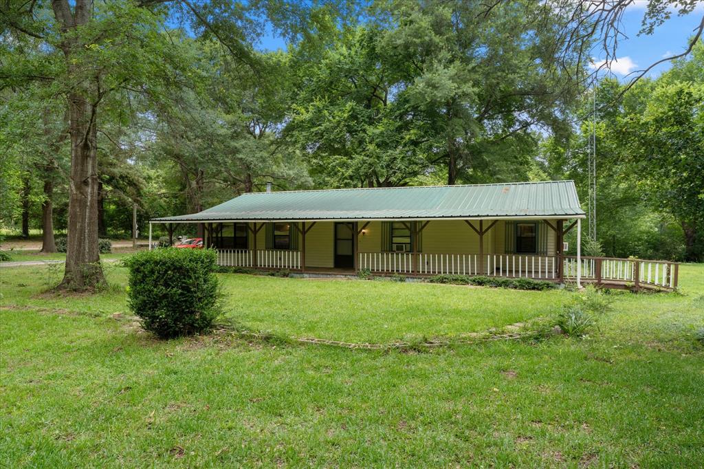18459 Fm 16 Property Photo 1
