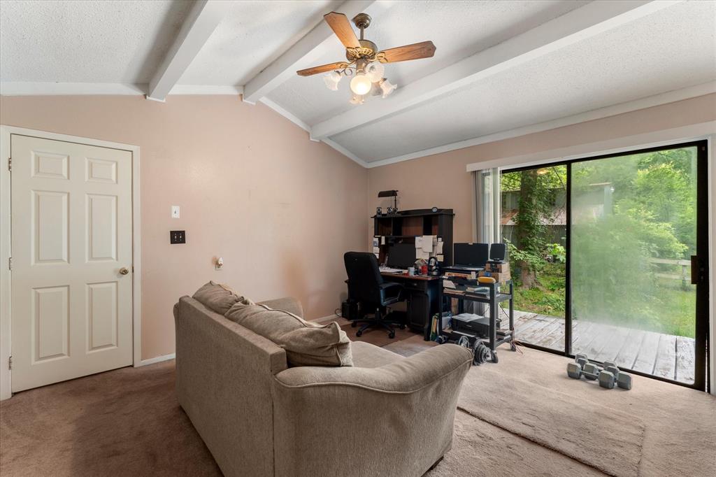 18459 Fm 16 Property Photo 28