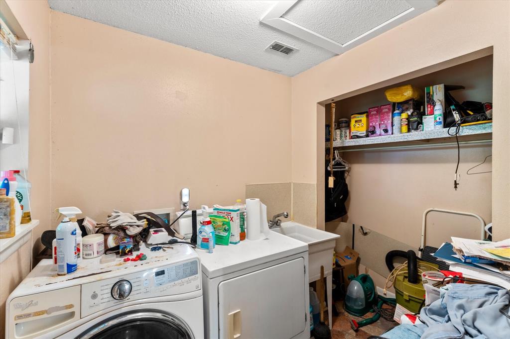 18459 Fm 16 Property Photo 32