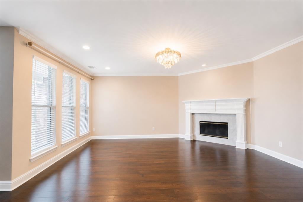 4453 Red Barn Drive Property Photo 13