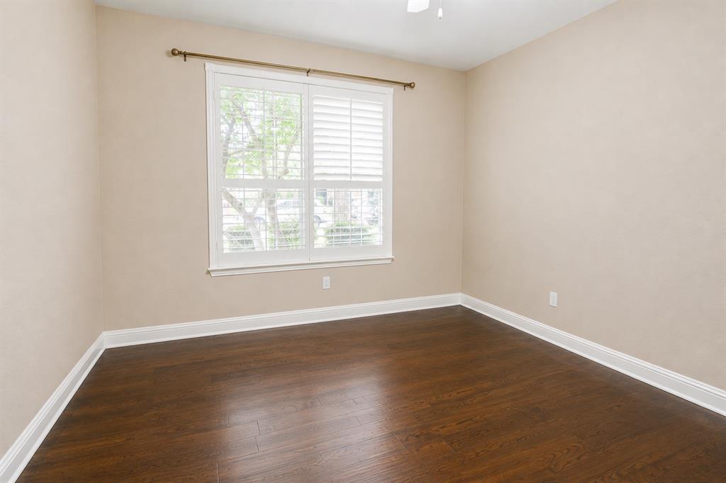 4453 Red Barn Drive Property Photo 26