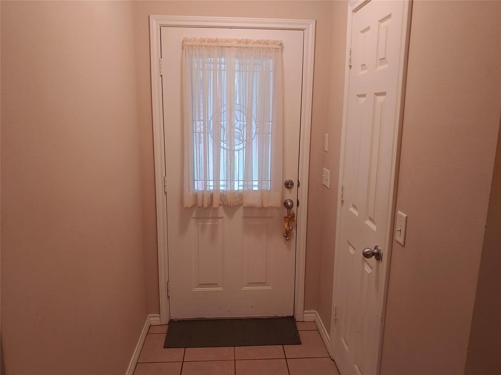 1360 Ne 26th Street Property Photo 6