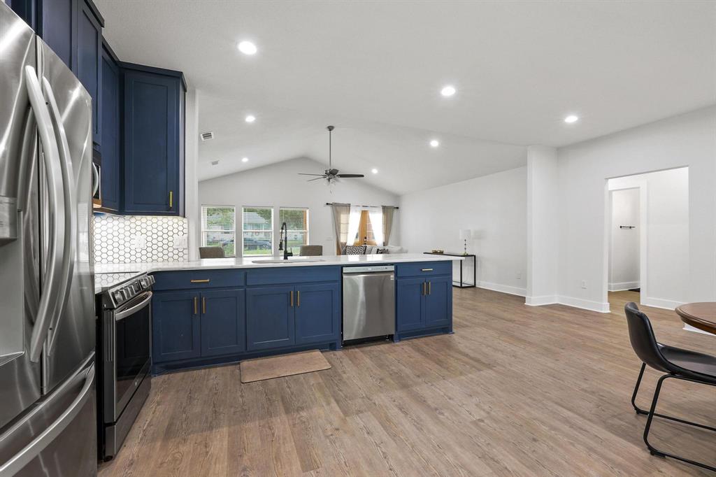 1834 S Park Avenue Property Photo 11