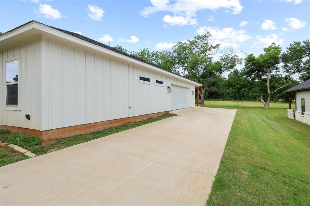 1834 S Park Avenue Property Photo 25