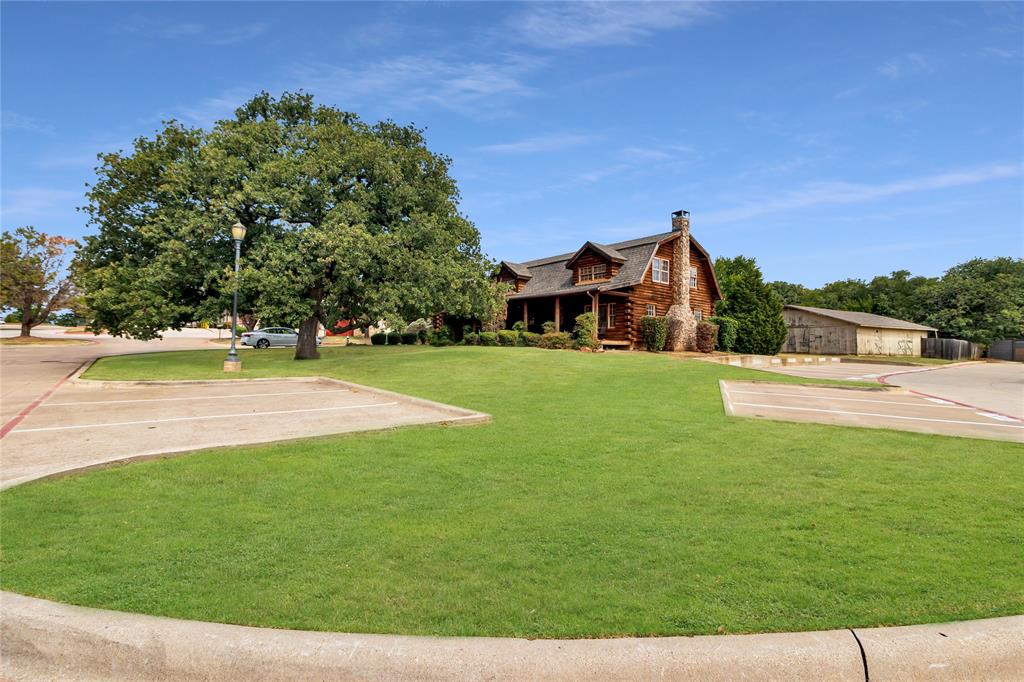 100 Quest Court Property Photo 1