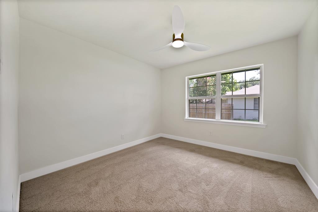 1618 Comanche Trail Property Photo 19