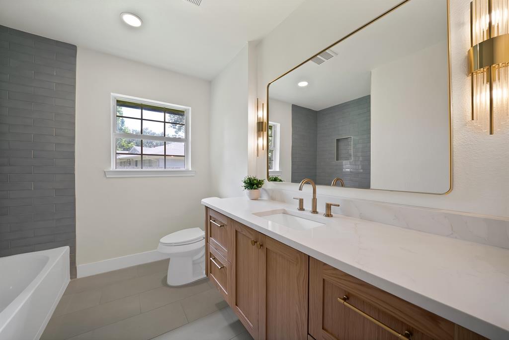 1618 Comanche Trail Property Photo 23