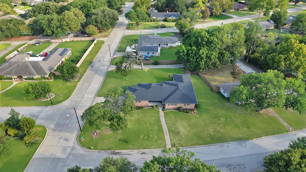 1618 Comanche Trail Property Photo 28