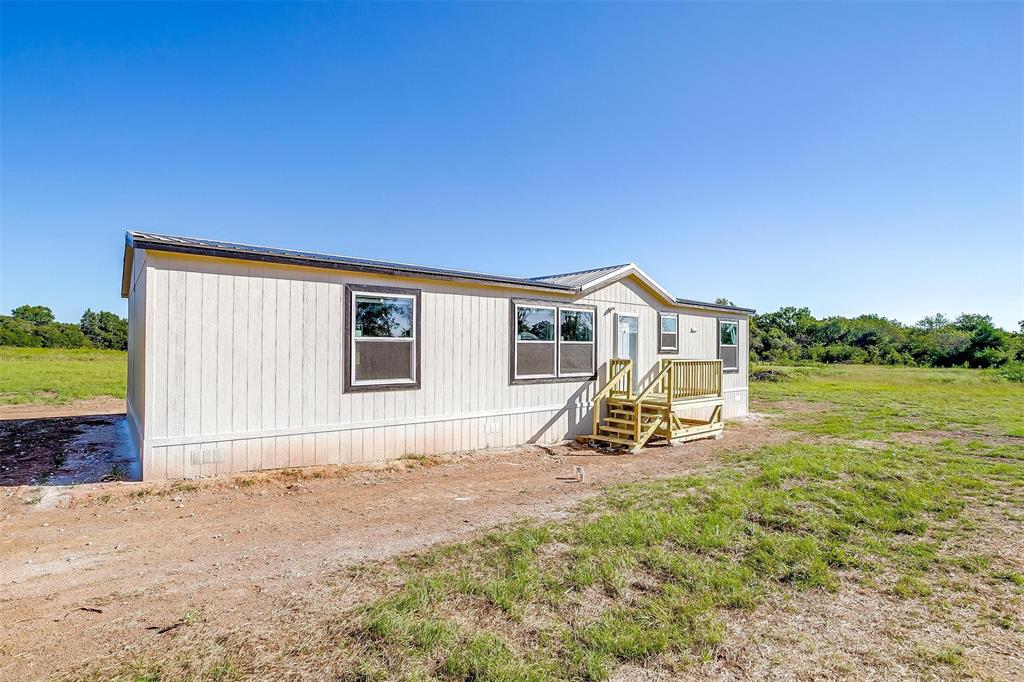 4417 County Road 423 Property Photo 1