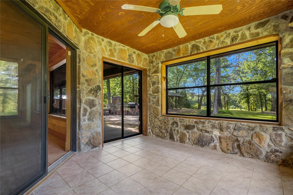 660 County Road 1503 Property Photo 15