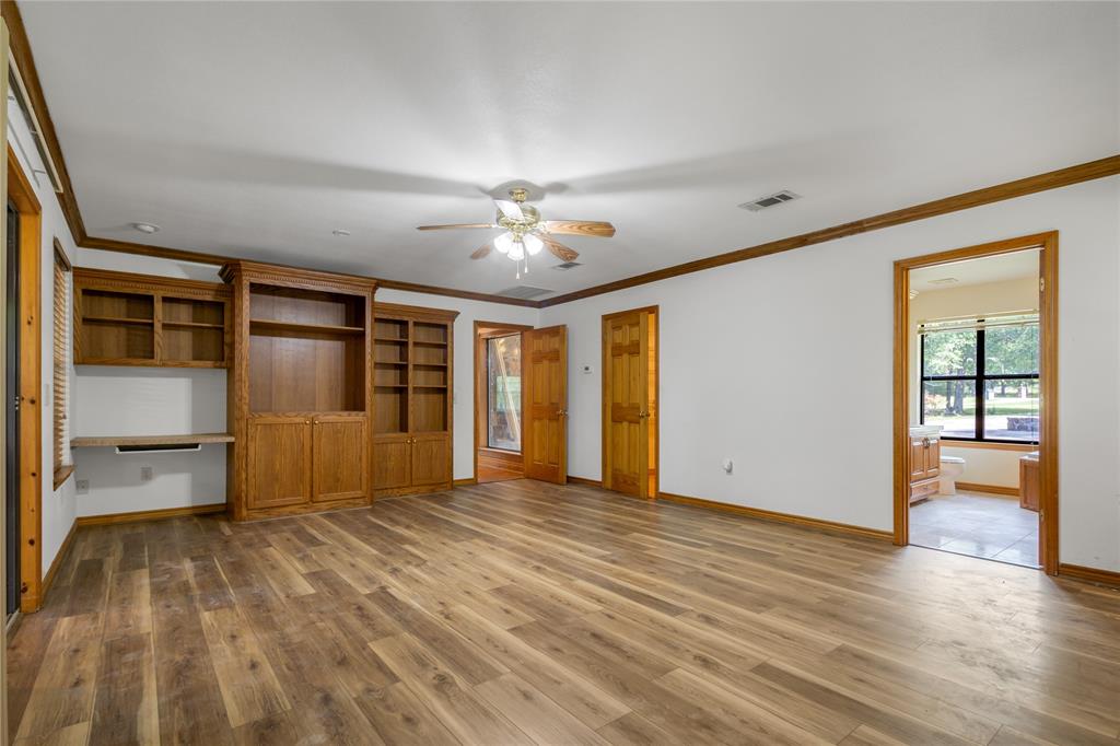 660 County Road 1503 Property Photo 17