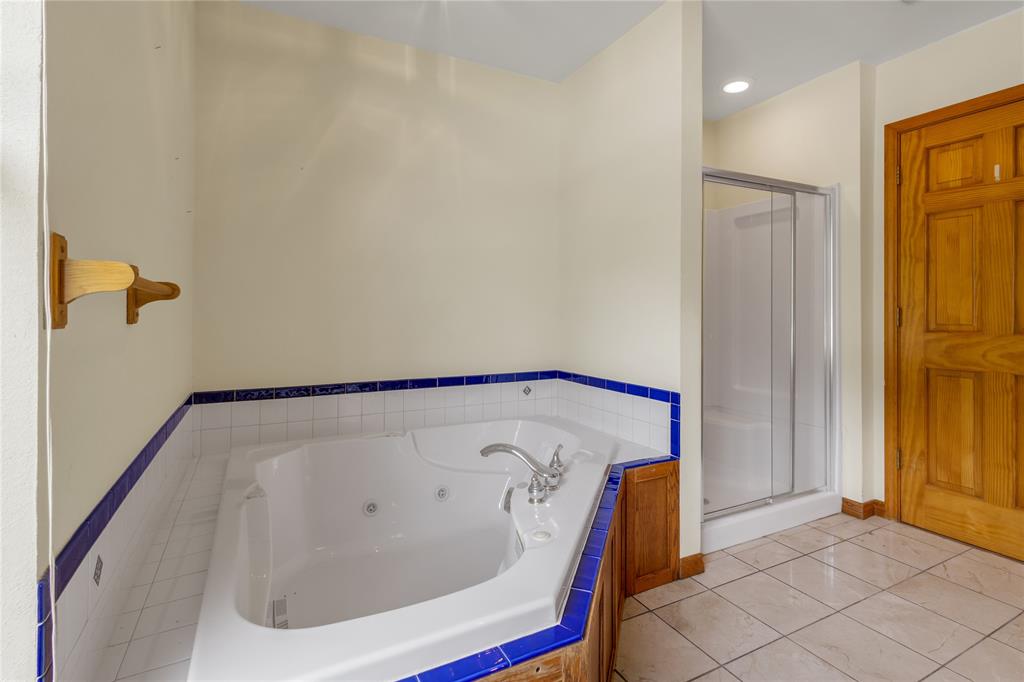 660 County Road 1503 Property Photo 19