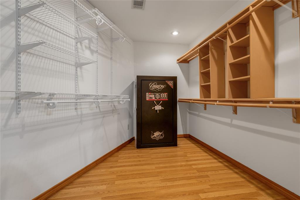 660 County Road 1503 Property Photo 20