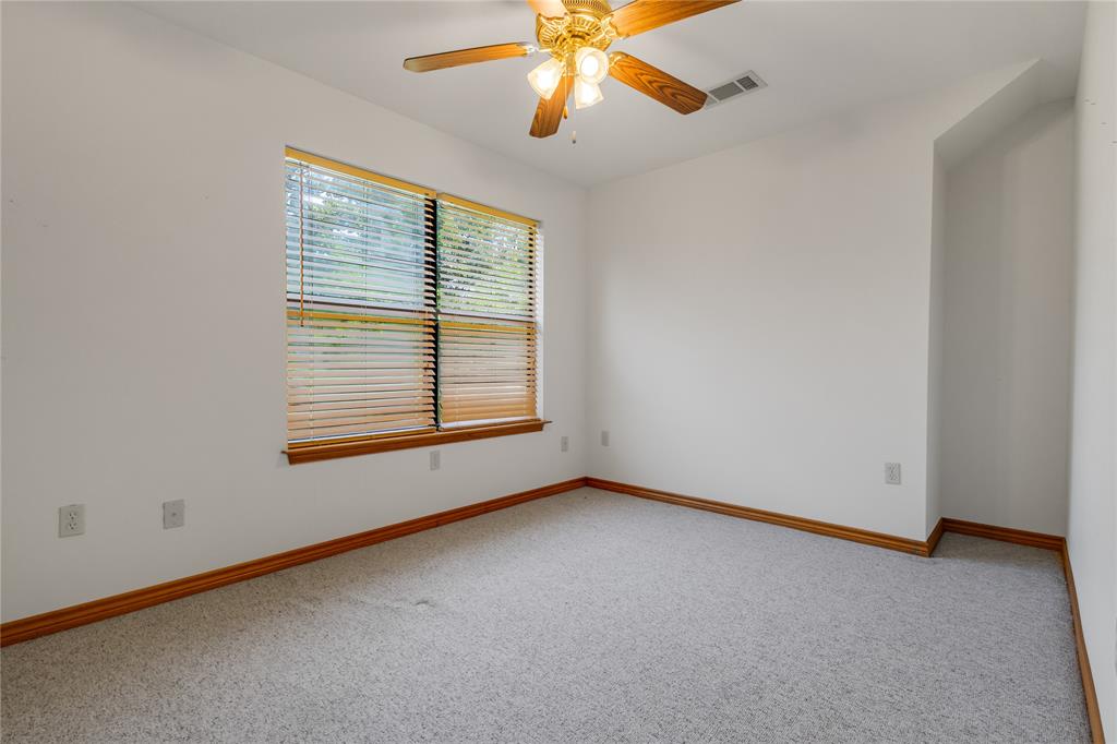 660 County Road 1503 Property Photo 30
