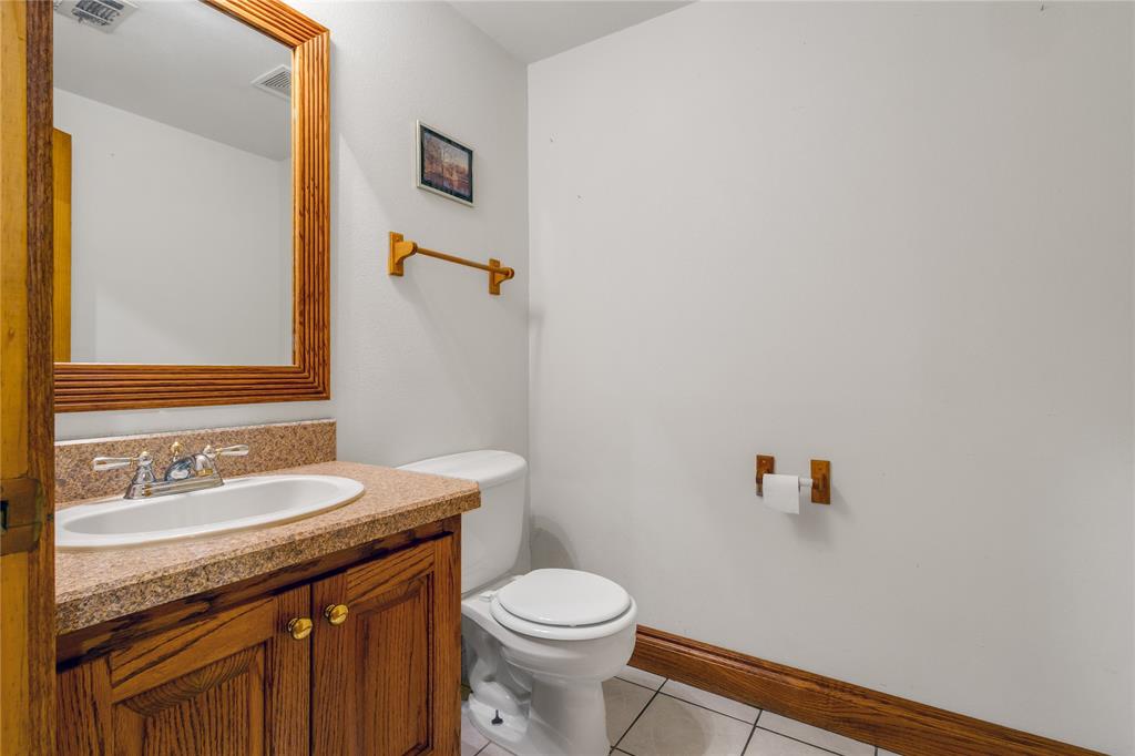 660 County Road 1503 Property Photo 33