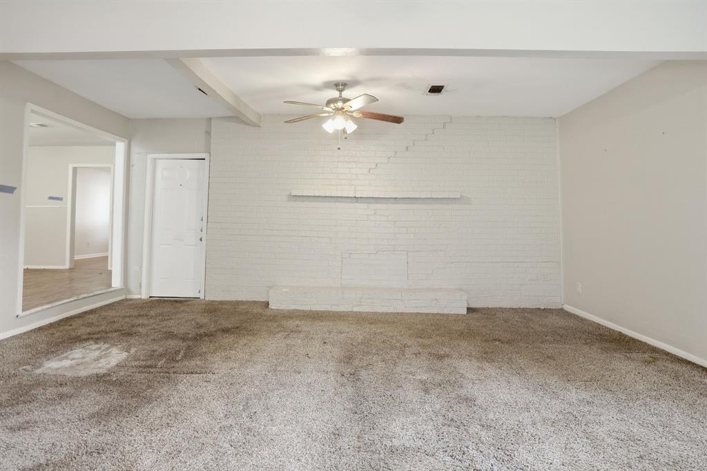 1029 Usher Street Property Photo 11
