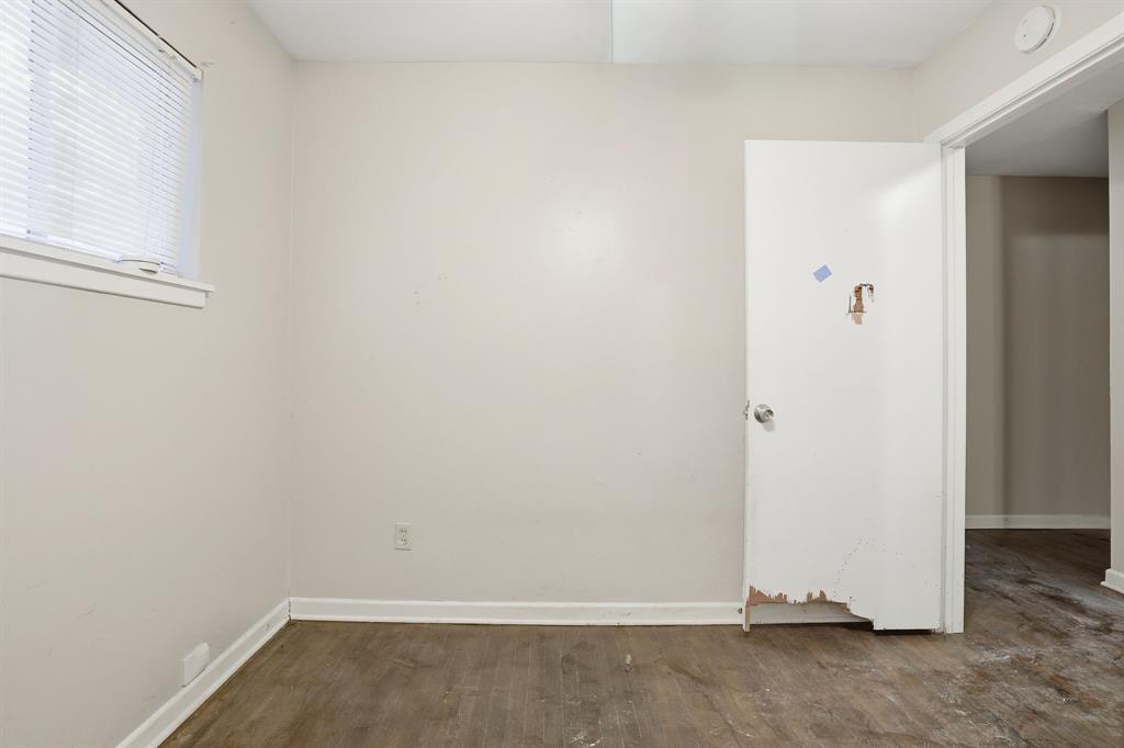 1029 Usher Street Property Photo 20