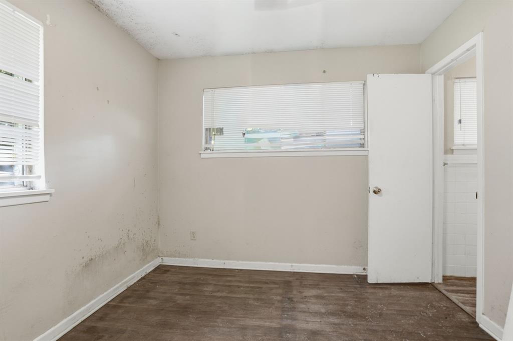 1029 Usher Street Property Photo 21