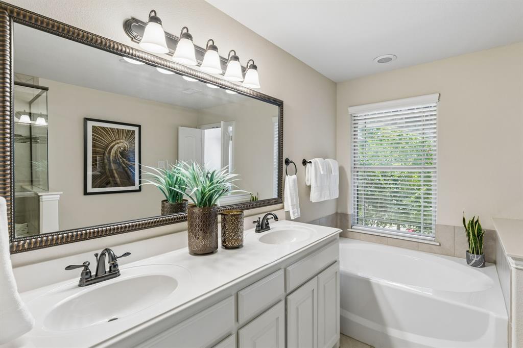 1161 Wiltshire Drive Property Photo 14