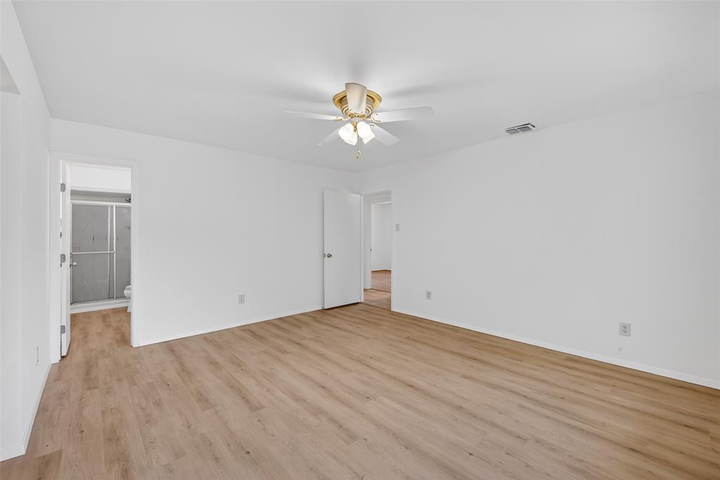 1744 Gross Road Property Photo 13