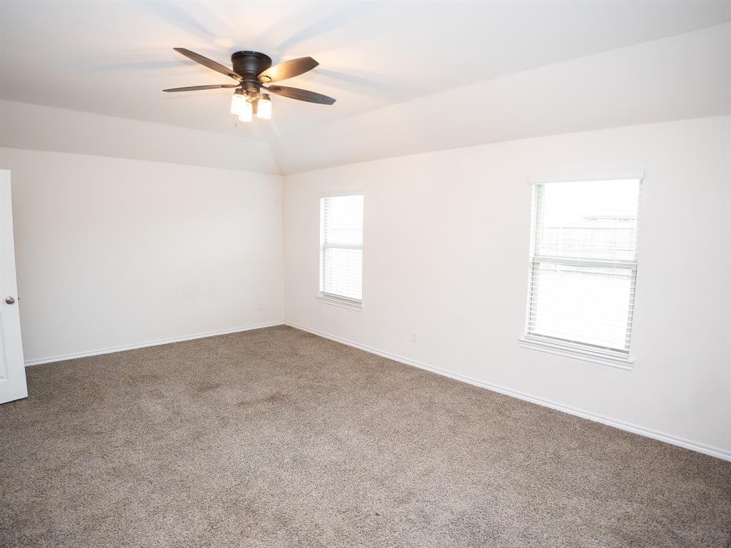 2928 Shoemaker Drive Property Photo 7