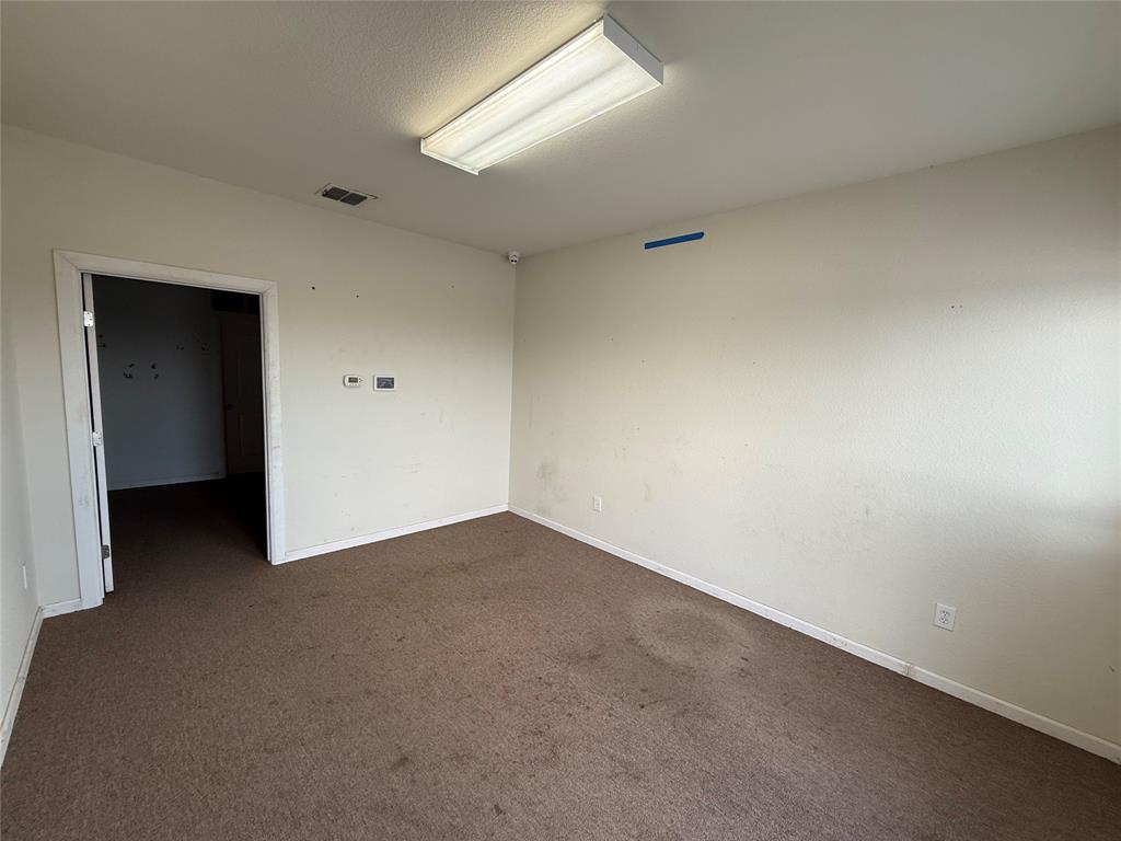 6450 Appian Way Property Photo 6