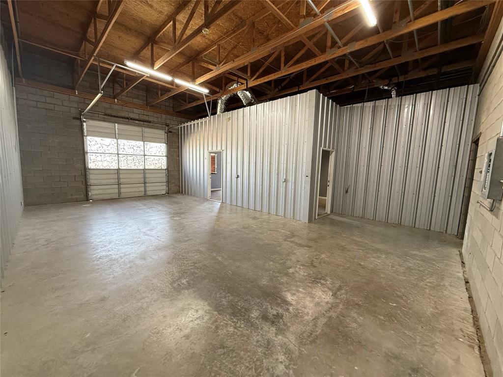 6450 Appian Way Property Photo 10