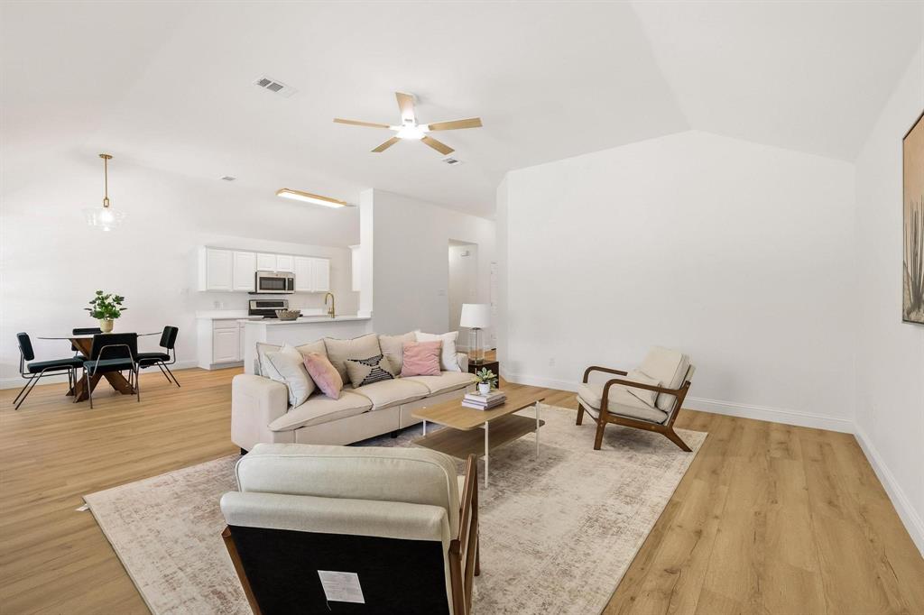 1204 Bayside Drive Property Photo 1