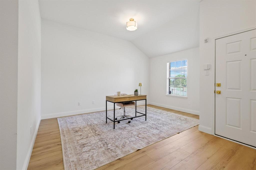 1204 Bayside Drive Property Photo 4