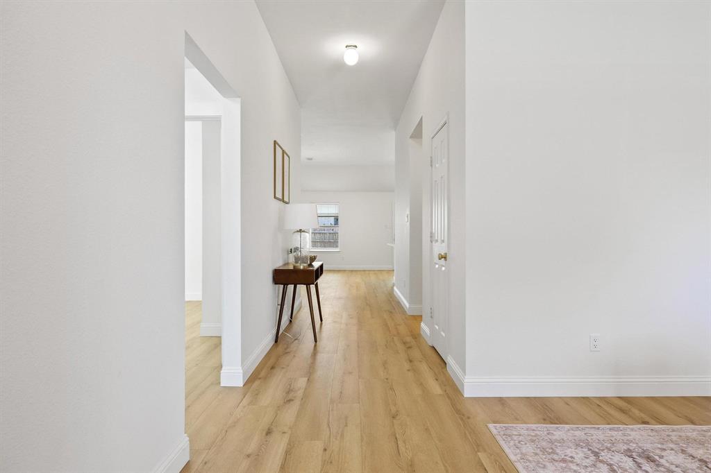 1204 Bayside Drive Property Photo 6