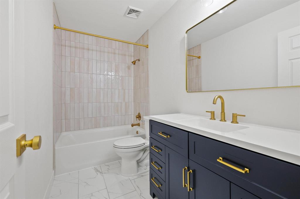 1204 Bayside Drive Property Photo 8