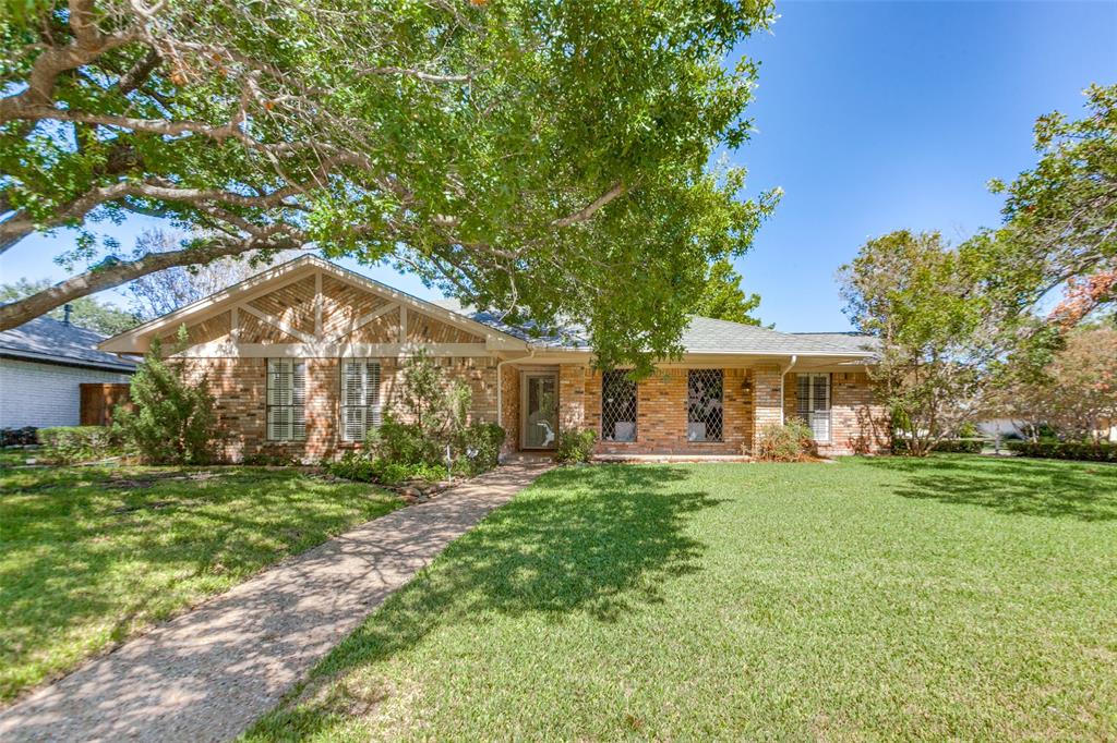 915 Grinnell Drive Property Photo 1