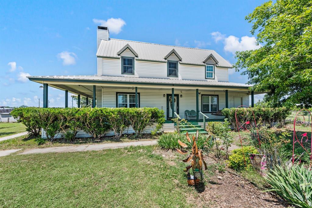 266 Old Chisholm Trail Property Photo 1