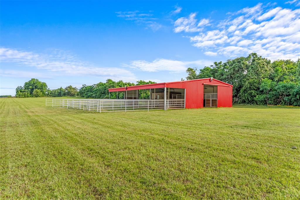 1215 E Stegall Road Property Photo 3