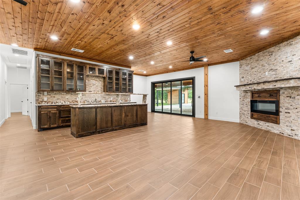 1215 E Stegall Road Property Photo 12