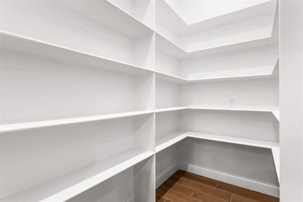 1215 E Stegall Road Property Photo 14