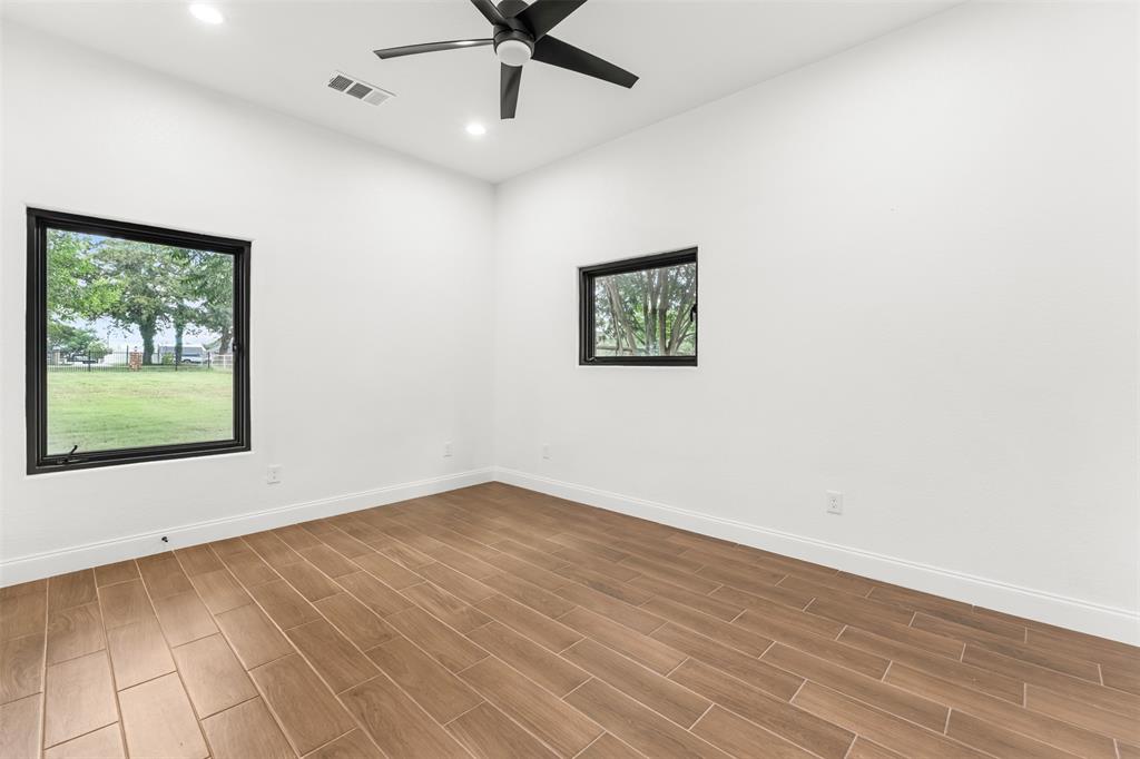 1215 E Stegall Road Property Photo 30