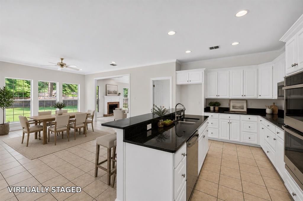 2821 Tuscany Circle Property Photo 8