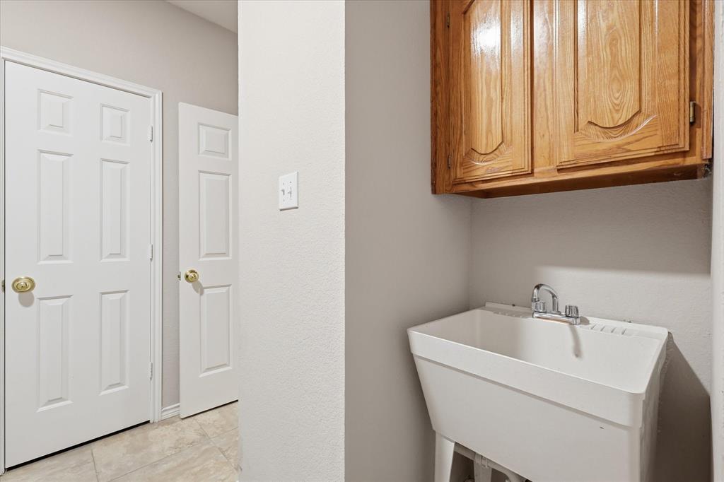 3207 Willow Ridge Trail Property Photo 17