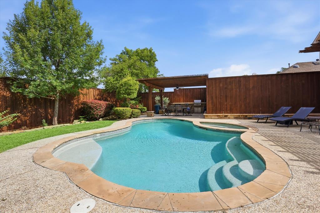 3207 Willow Ridge Trail Property Photo 32