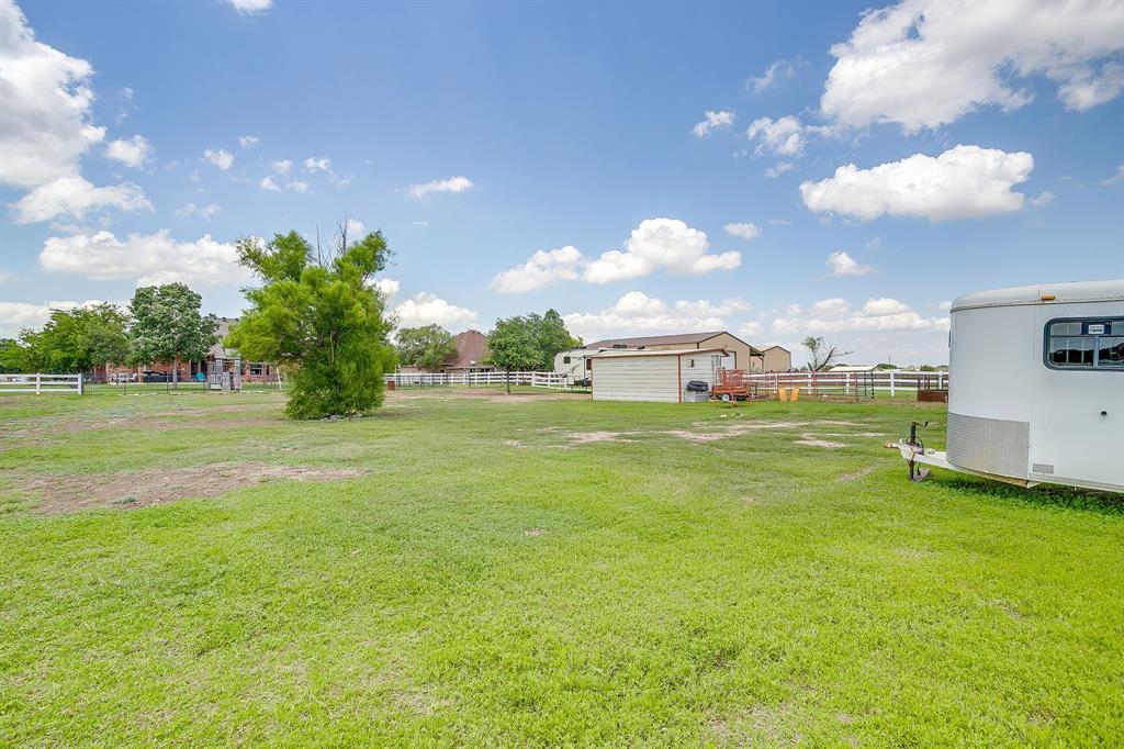 709 Lonesome Prairie Trail Property Photo 34