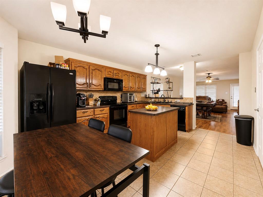 3324 Overstreet Lane Property Photo 12