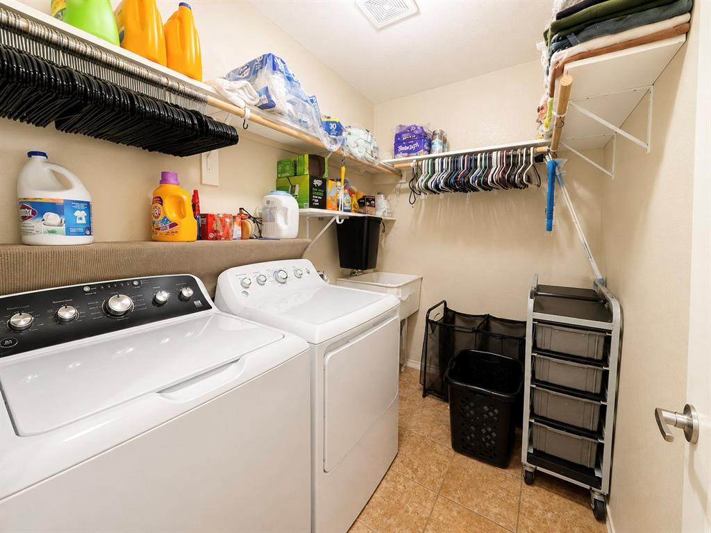 3324 Overstreet Lane Property Photo 15