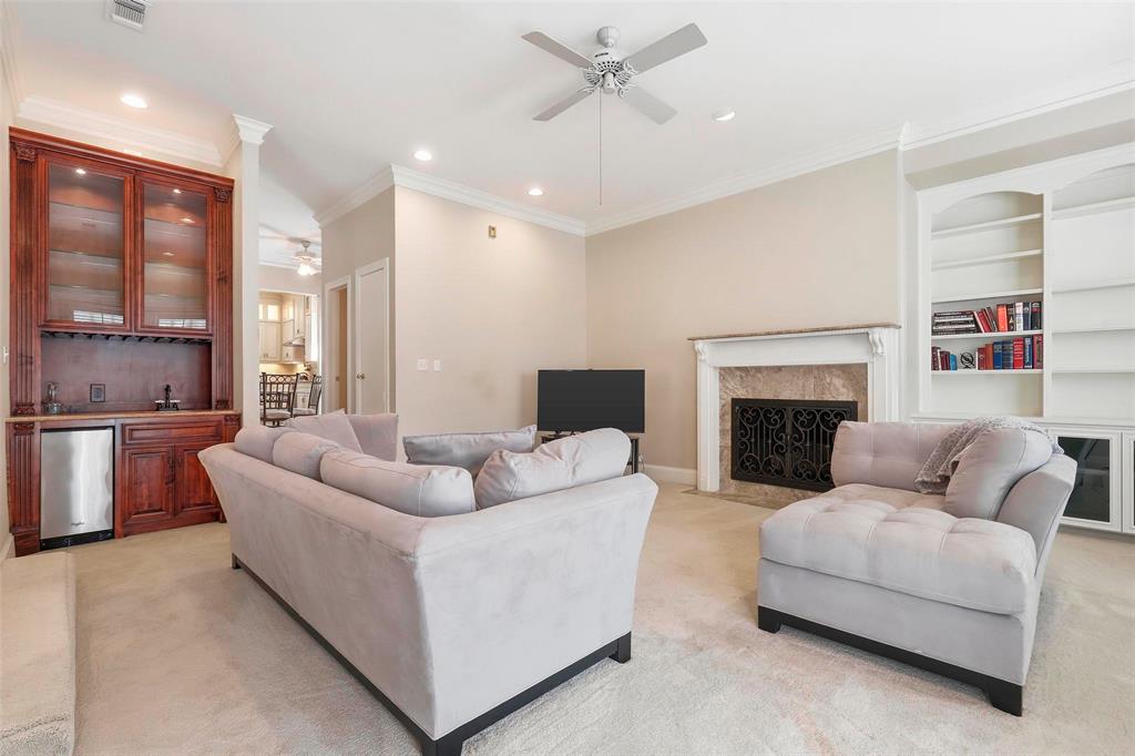 5949 River Bend Drive Property Photo 4