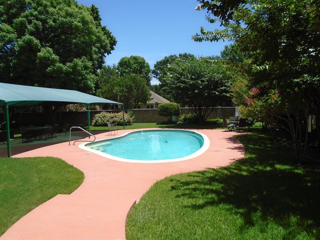 5949 River Bend Drive Property Photo 7