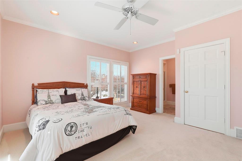 5949 River Bend Drive Property Photo 14