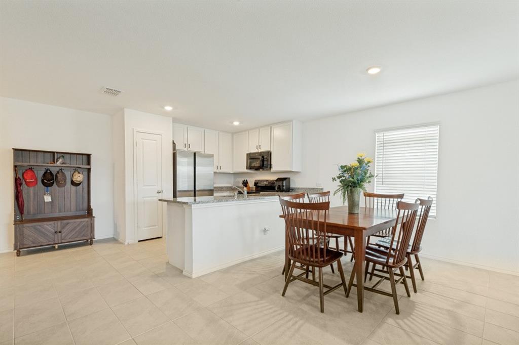 314 Ashbrook Way Property Photo 8